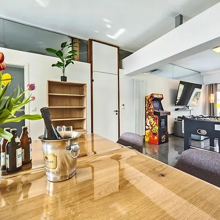 Apartamento Loft Fuer Bis Zu 12, Whirlpool, Infrarotsauna, Arcade-spiele, Tischfussball, Wii Nuremberga