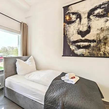 Loft Fuer Bis Zu 12, Whirlpool, Infrarotsauna, Arcade-spiele, Tischfussball, Wii * Nuremberga