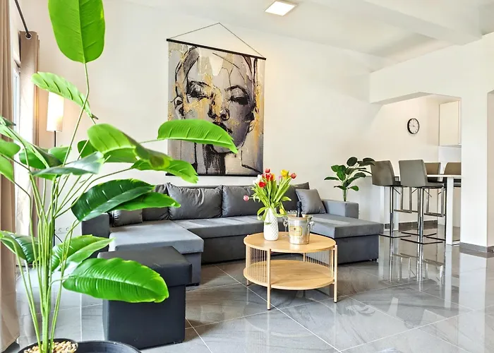 Апартаменты Loft Fuer Bis Zu 12, Whirlpool, Infrarotsauna, Arcade-spiele, Tischfussball, Wii