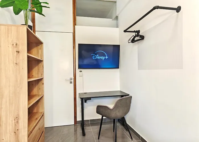 Loft Fuer Bis Zu 12, Whirlpool, Infrarotsauna, Arcade-spiele, Tischfussball, Wii *