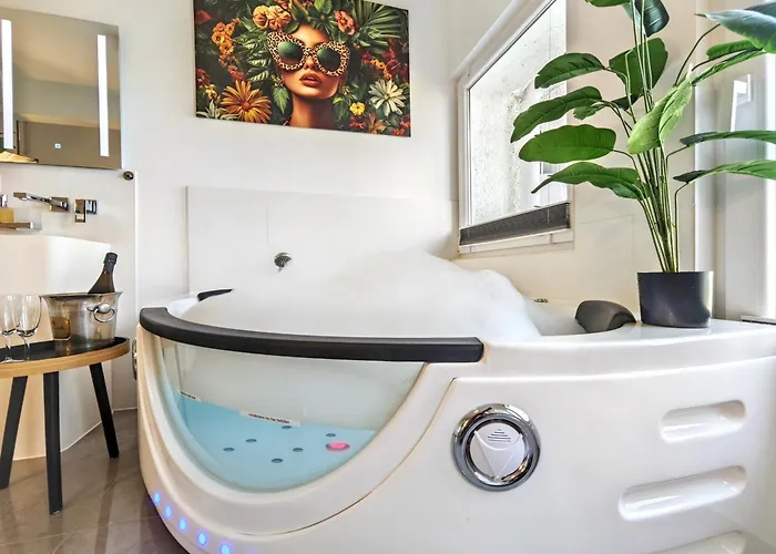 Апартаменты Loft Fuer Bis Zu 12, Whirlpool, Infrarotsauna, Arcade-spiele, Tischfussball, Wii *