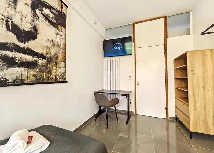 Loft Fuer Bis Zu 12, Whirlpool, Infrarotsauna, Arcade-spiele, Tischfussball, Wii *
