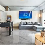 Loft Fuer Bis Zu 12, Whirlpool, Infrarotsauna, Arcade-spiele, Tischfussball, Wii נירנברג
