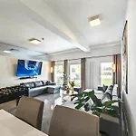 דירה Loft Fuer Bis Zu 12, Whirlpool, Infrarotsauna, Arcade-spiele, Tischfussball, Wii *