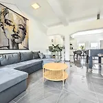 דירה Loft Fuer Bis Zu 12, Whirlpool, Infrarotsauna, Arcade-spiele, Tischfussball, Wii נירנברג