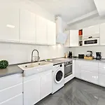 Loft Fuer Bis Zu 12, Whirlpool, Infrarotsauna, Arcade-spiele, Tischfussball, Wii דירה נירנברג