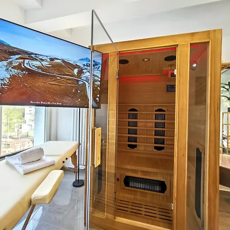 Loft Fuer Bis Zu 12, Whirlpool, Infrarotsauna, Arcade-spiele, Tischfussball, Wii *