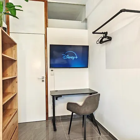 Loft Fuer Bis Zu 12, Whirlpool, Infrarotsauna, Arcade-spiele, Tischfussball, Wii *