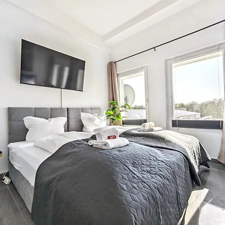 Loft Fuer Bis Zu 12, Whirlpool, Infrarotsauna, Arcade-spiele, Tischfussball, Wii * Νυρεμβέργη