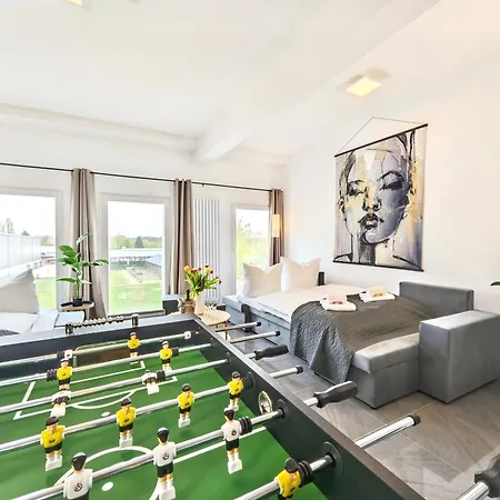 Loft Fuer Bis Zu 12, Whirlpool, Infrarotsauna, Arcade-spiele, Tischfussball, Wii * Νυρεμβέργη