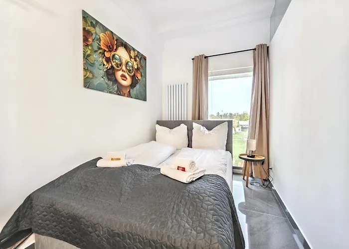 Loft Für Bis Zu 12, Whirlpool, Infrarotsauna, Arcade-spiele, Tischfußball, Wii
