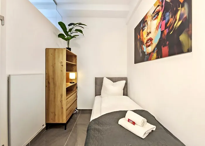 Apartment Loft Für Bis Zu 12, Whirlpool, Infrarotsauna, Arcade-spiele, Tischfußball, Wii *